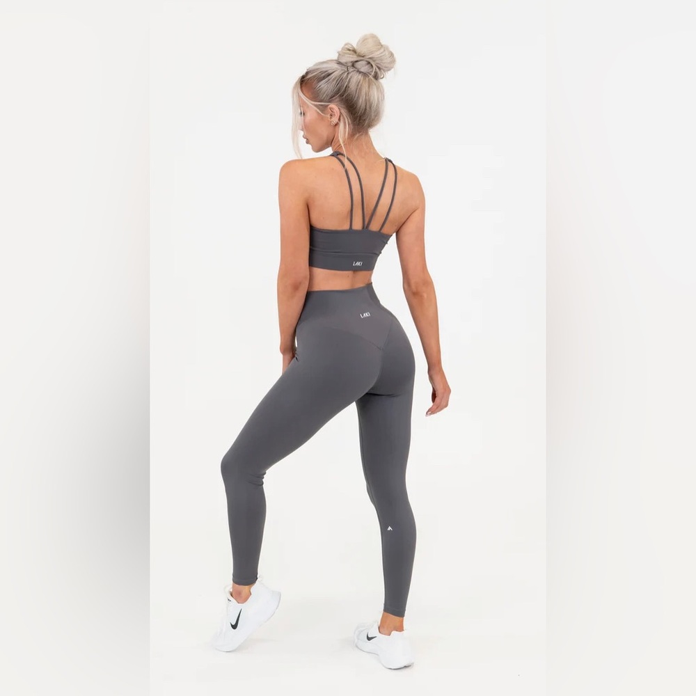 LAKI Thea Ash Grey Leggings SMALL